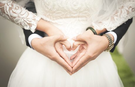 טקס חתונה מסורתי מול מתחדש- הבדלים והשוואות